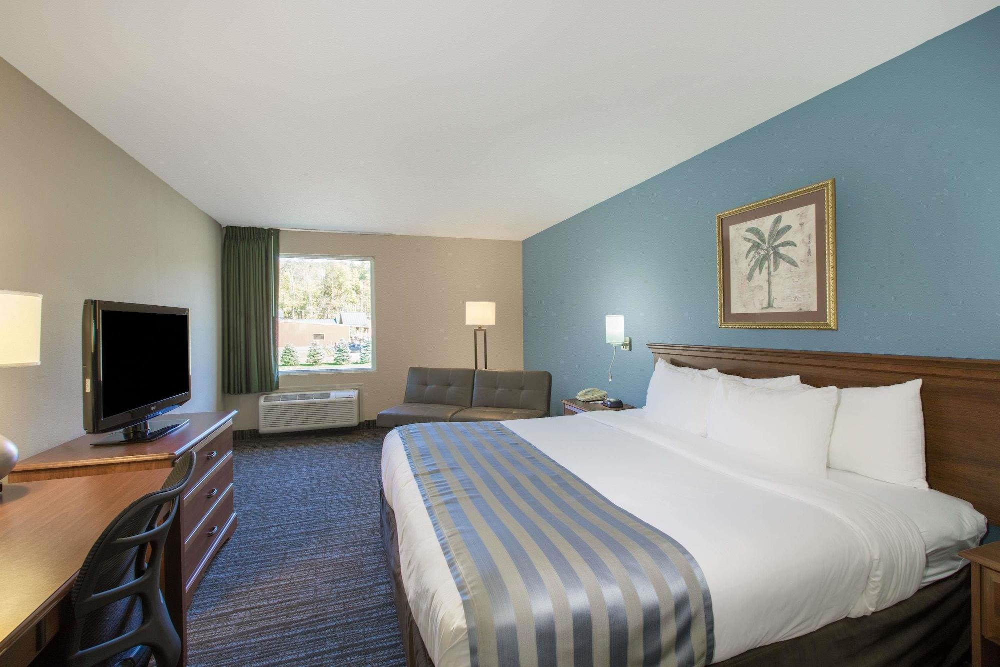 Baymont By Wyndham Bartonsville Poconos מראה חיצוני תמונה