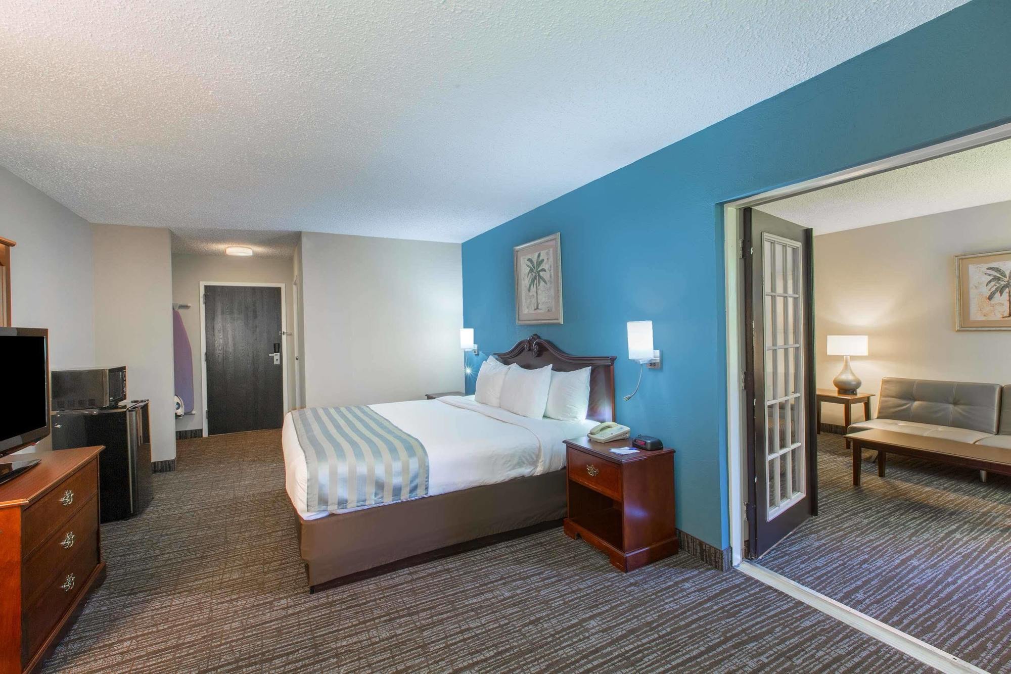Baymont By Wyndham Bartonsville Poconos מראה חיצוני תמונה